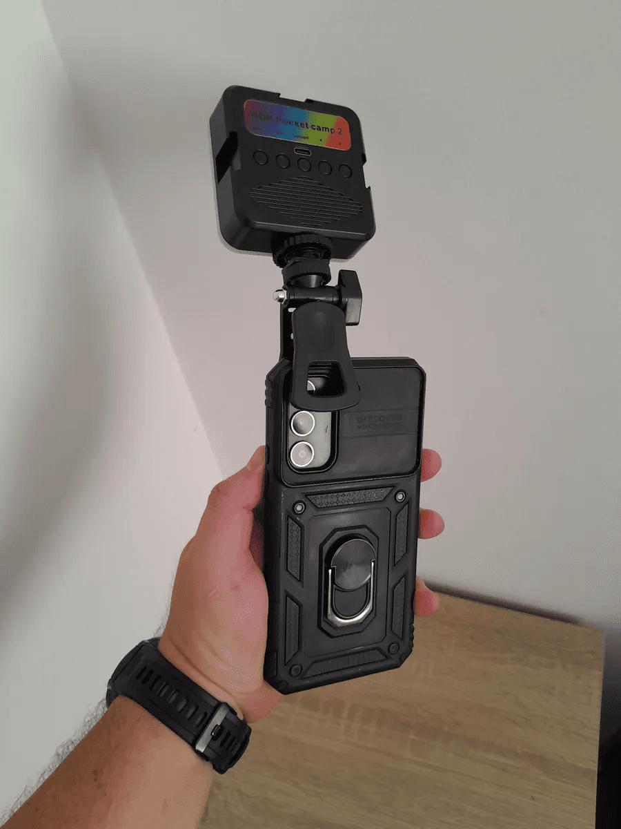 Luz LED Profesional Portátil para Celular - Vista 1
